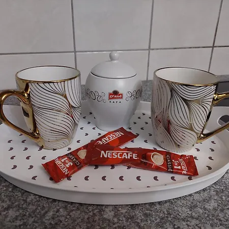 Distrikt Apartamento *